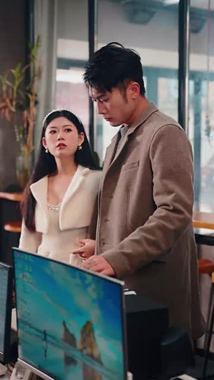 离婚后我被美女跪地求婚(离婚从被求婚开始) 离婚后我被美女跪地求婚(离婚从被求婚开始)热门短剧来袭