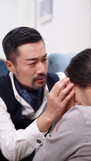 退休后霸道总裁爱上我(72集) 退休后霸道总裁爱上我(72集)不用花钱看全剧