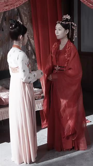 凤归巢踏尽千里花红(81集) 凤归巢踏尽千里花红(81集)最新短剧抢先看