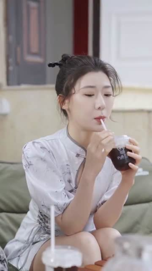 被师傅赶下山的我意外成为大明星（68集）短剧免费看全集