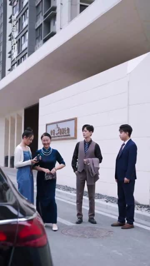 热辣滚烫的她(76集) 热辣滚烫的她(76集)热门短剧分享