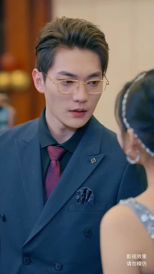 绮罗失常色(60集) 绮罗失常色(60集)温柔追捕短剧