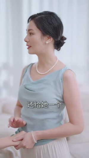 她的桃花运只有2小时(90集) 她的桃花运只有2小时(90集)最火的短剧