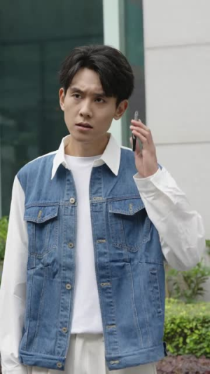 高手下山,退婚九个未婚妻(100集) 高手下山,退婚九个未婚妻(100集)免费短剧片段