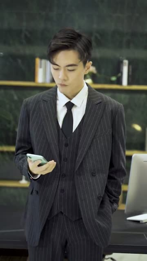霍先生你老婆又跑了(51集) 霍先生你老婆又跑了(51集)短剧抢先看