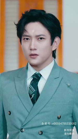 热辣滚烫之傻子崛起&我为皇&至上(82集) 热辣滚烫之傻子崛起&我为皇&至上(82集)温柔追捕短剧