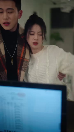 捂紧我的小马甲(80集) 捂紧我的小马甲(80集)无需会员免费看