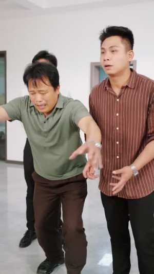 光宗耀祖(64集) 光宗耀祖(64集)热门火爆短剧