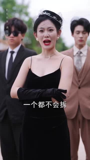 开局落魄女孩华丽逆袭(70集) 开局落魄女孩华丽逆袭(70集)免费短剧片段