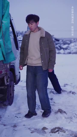 逃出无人区 (32集) 逃出无人区 (32集)精彩热门短剧