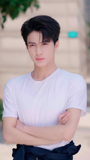 9号会所的秘密(全6集) 9号会所的秘密(全6集)精彩短剧分享