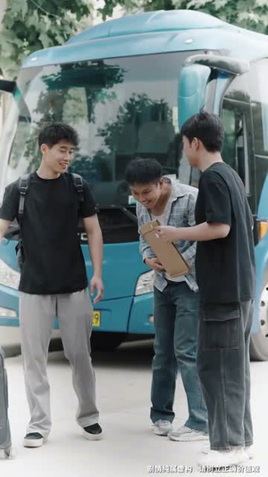 奶奶的废品车，载我进清华（60集）超好看古装短剧