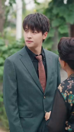 这瓜保熟我透视眼说的(83集) 这瓜保熟我透视眼说的(83集)抢先看新短剧