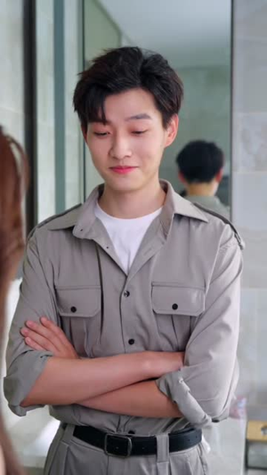 顶级维修工隔壁太太请我修水管 (52集)最火的短剧