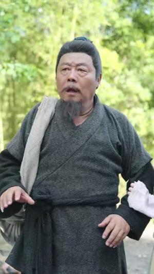 逃荒路上靠我用空间喂饱全家(70集) 逃荒路上靠我用空间喂饱全家(70集)第二季