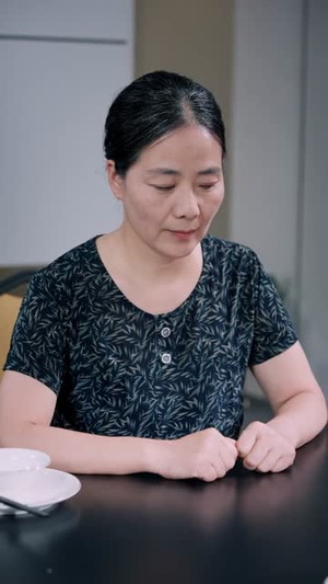 非正常美食系统 (100集) 非正常美食系统 (100集) 精彩短剧片段