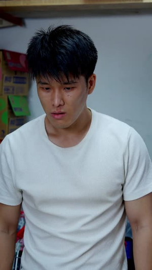 81号便利店(32集) 81号便利店(32集)口碑爆棚免费看